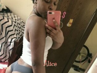 Alice_Coxx