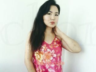 Jaklyncute Celebrix