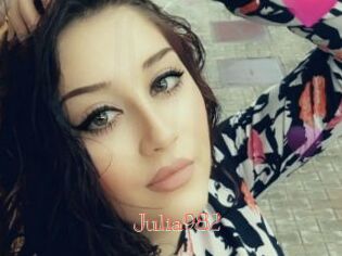 Julia982