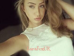 LaraFoxUK Celebrix
