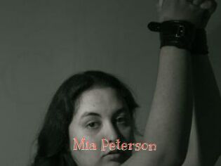 Mia_Peterson