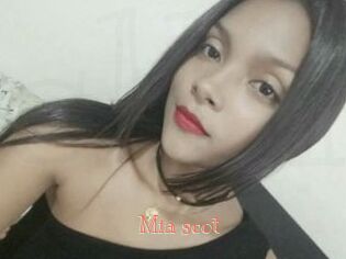 Mia_scot Celebrix