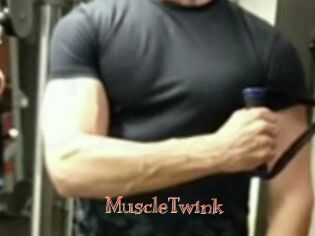 MuscleTwink